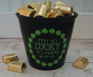 Make your own St. Patricks' Day Pot of Gold with this free I'm so lucky to have you svg file. It works with Cricut, Silhouette, and other digital cutters