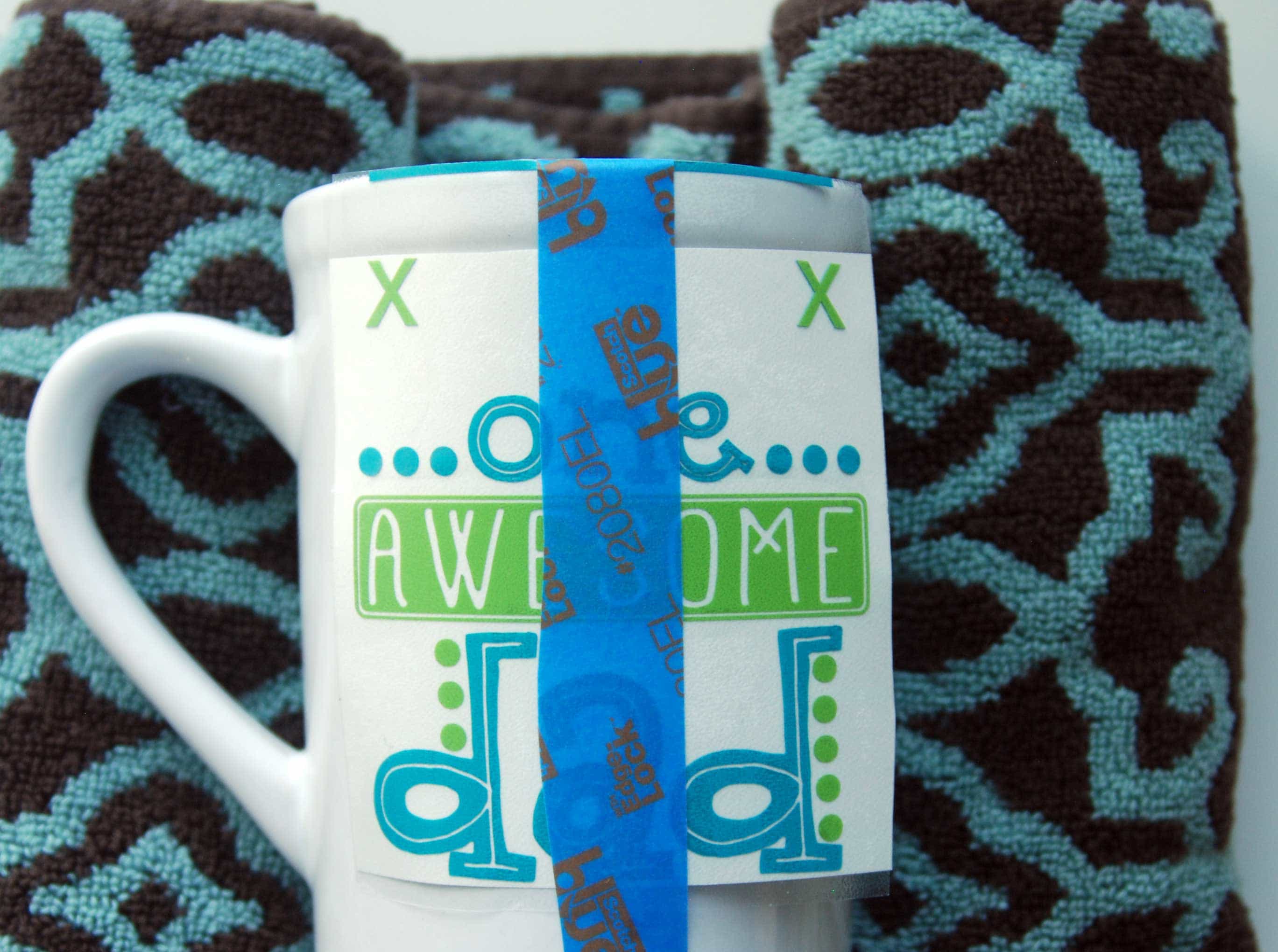 HOW TO APPLY VINYL TO MUGS! 