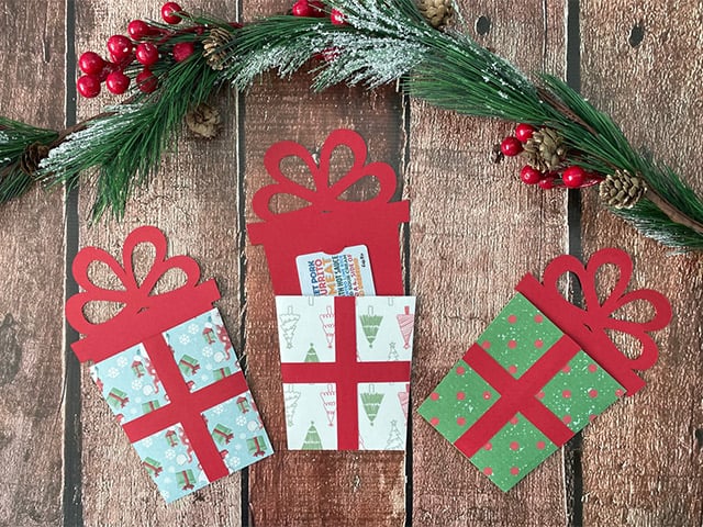 25+ Easy Cricut Christmas Gift Ideas - Sarah Maker