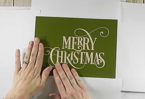 Make your own custom Christmas wood slice with your Silhouette or Cricut machine. This DIY project is easy and quick to make and is the perfect decoration for home. #ChristmasSilhouette #ChristmasCricut #ChristmasSVG #Christmaswoodslice